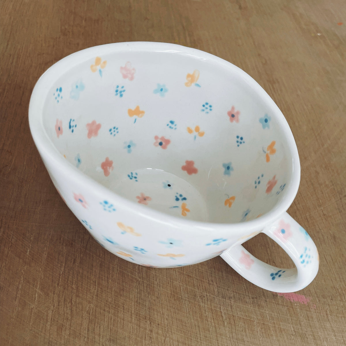 La tasse irrégulière